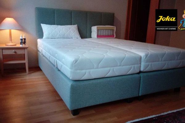 boxspring1C32B6ED-9EA1-4534-9C64-1D9EB6E78E2D.jpg